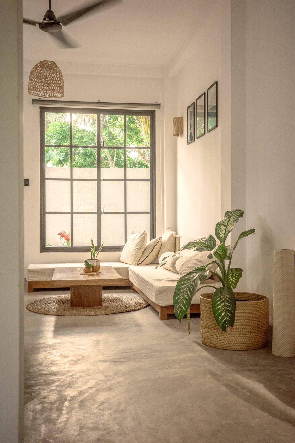 Casa living room full view